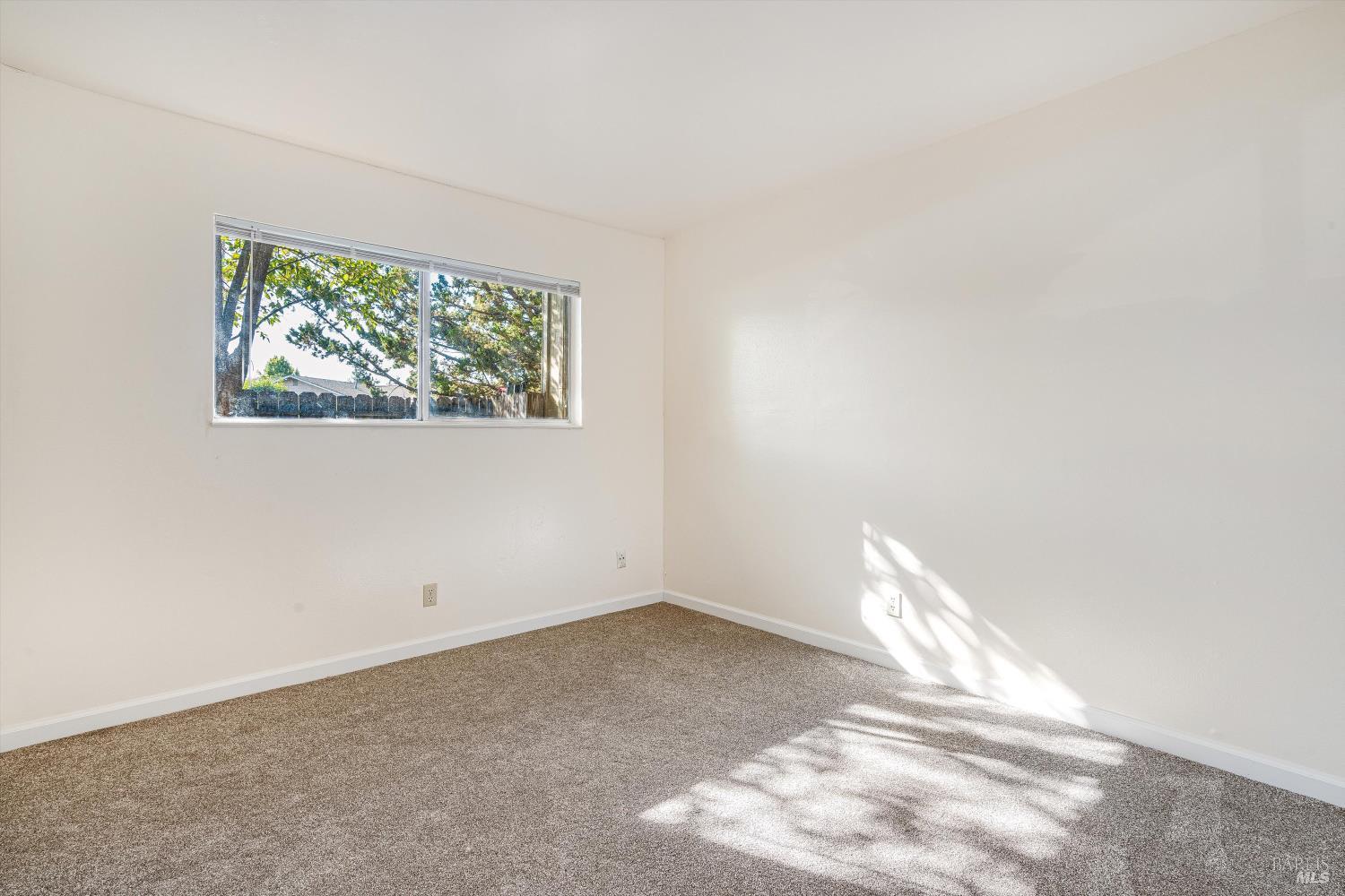 220-226 Arlen Drive Rohnert Park, CA 94928 - Photo 35 of 56 an empty room with a window