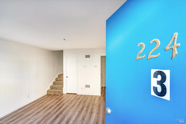 a view of an front door and deck