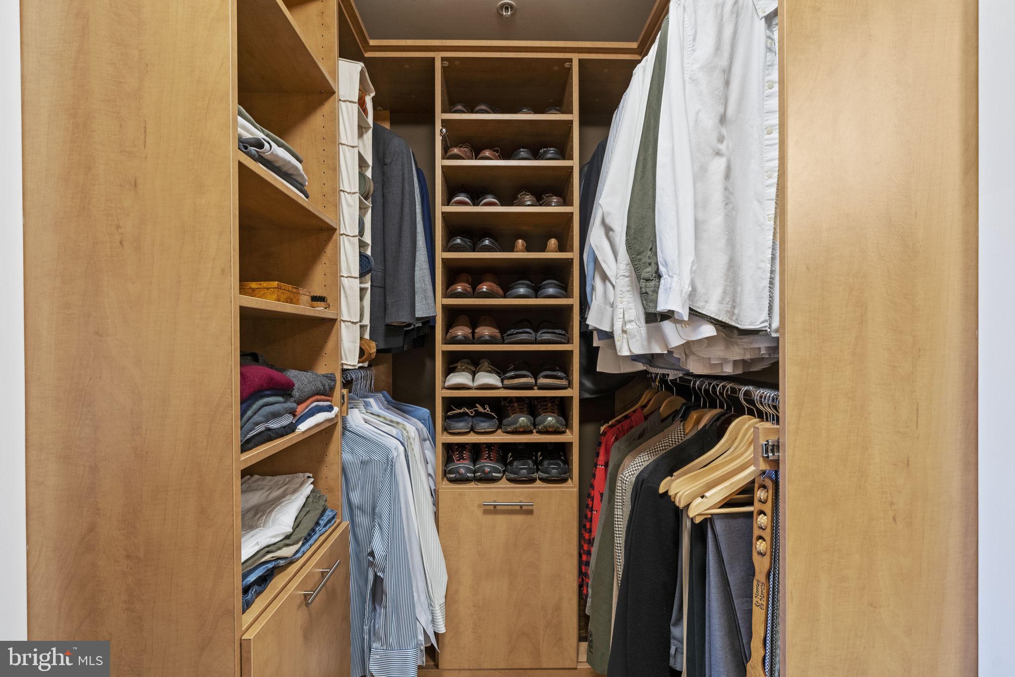 910 M Street Northwest, Unit 906 Washington, DC 20001 - Photo 13 of 21