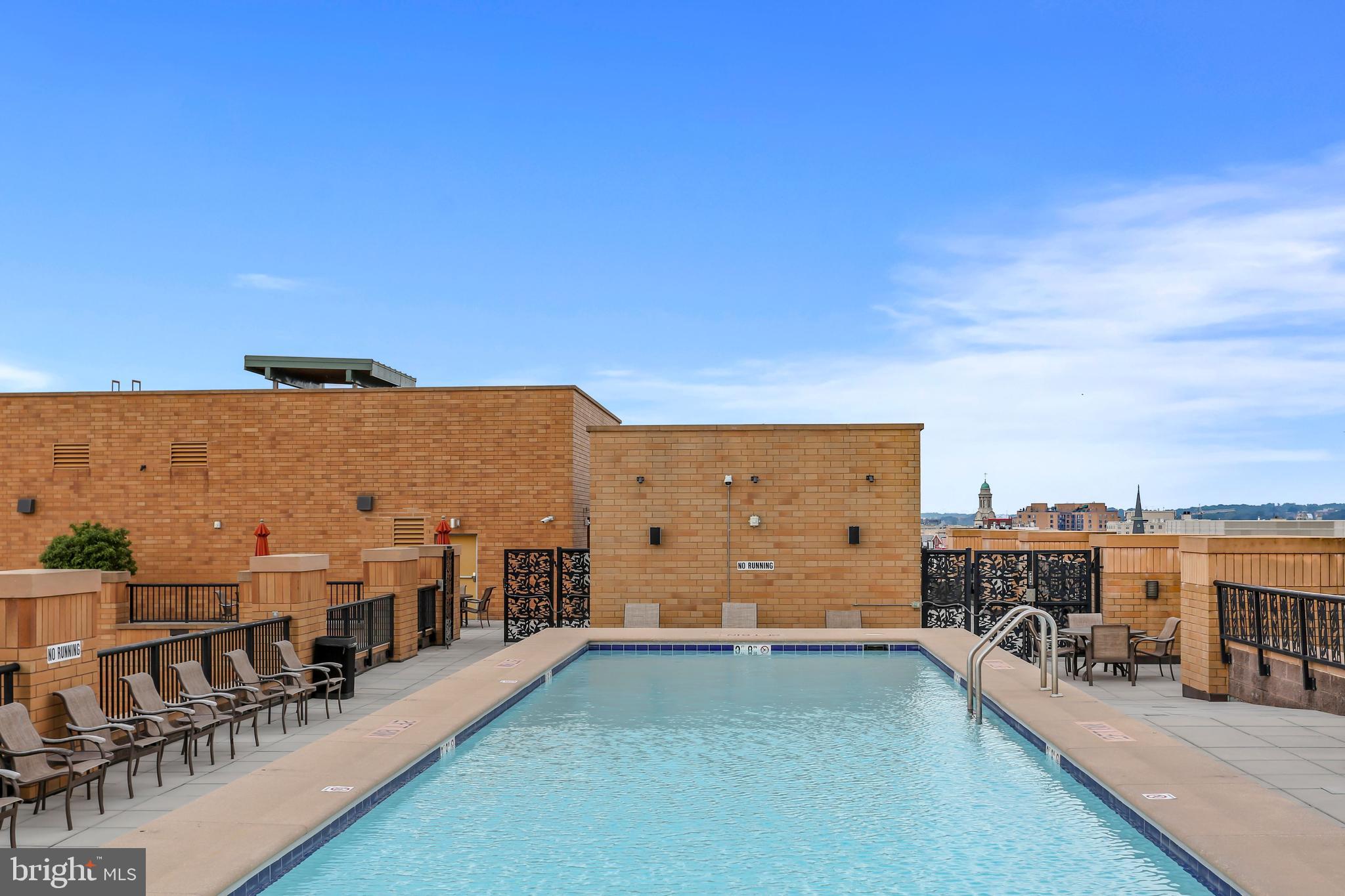 910 M Street Northwest, Unit 906 Washington, DC 20001 - Photo 16 of 21