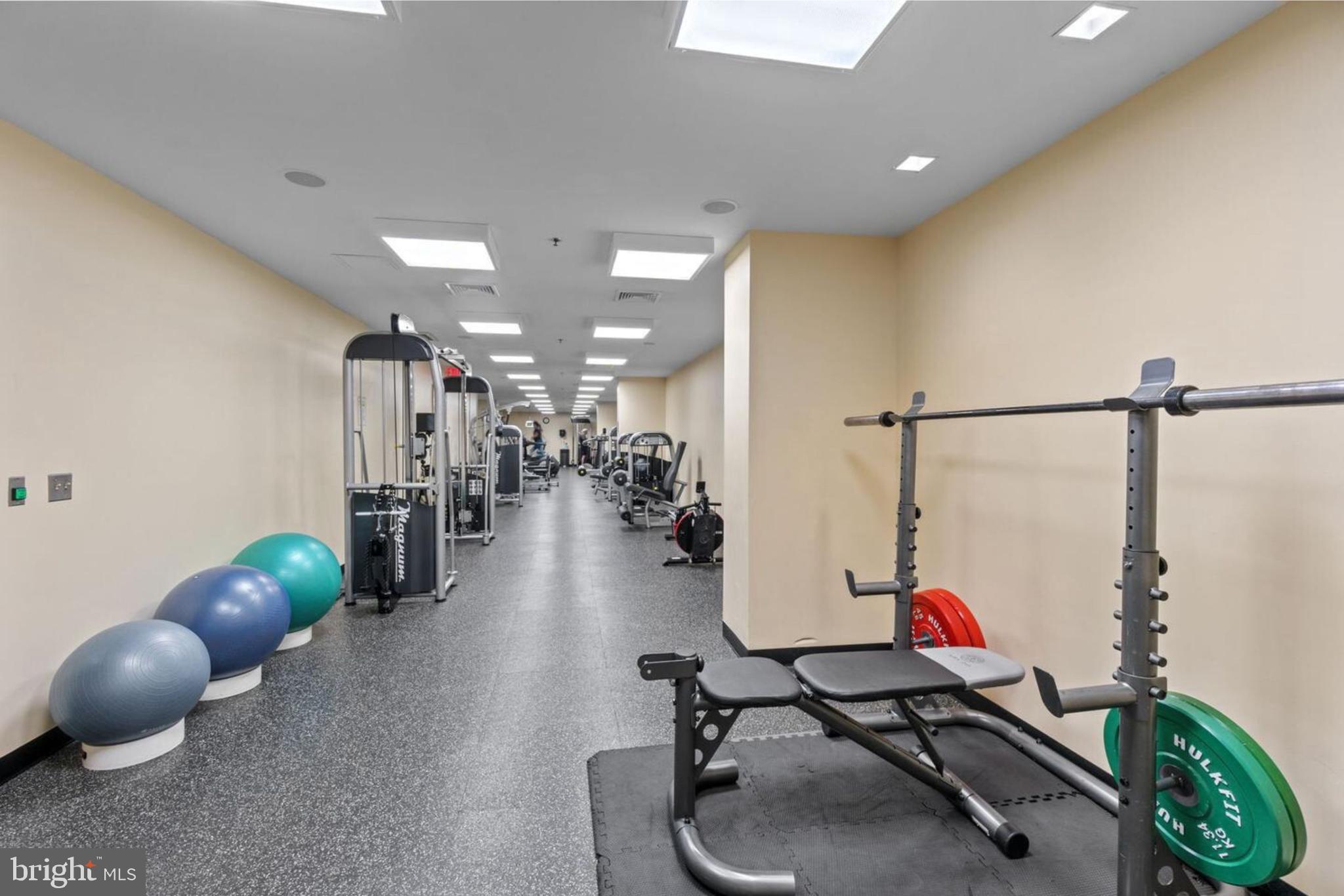 910 M Street Northwest, Unit 906 Washington, DC 20001 - Photo 19 of 21