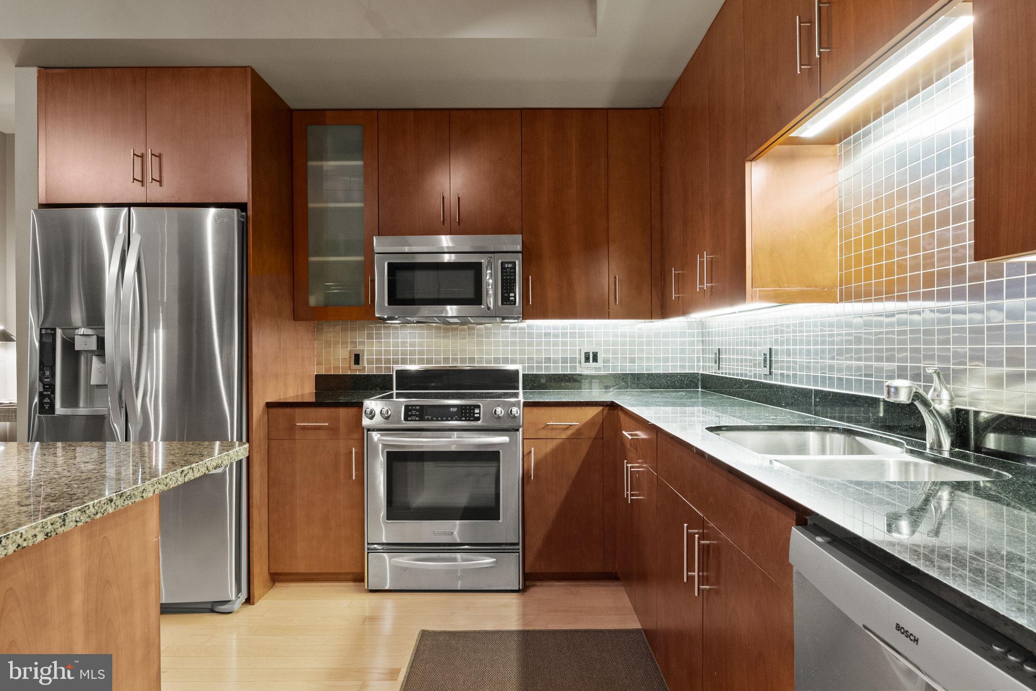 910 M Street Northwest, Unit 906 Washington, DC 20001 - Photo 3 of 21