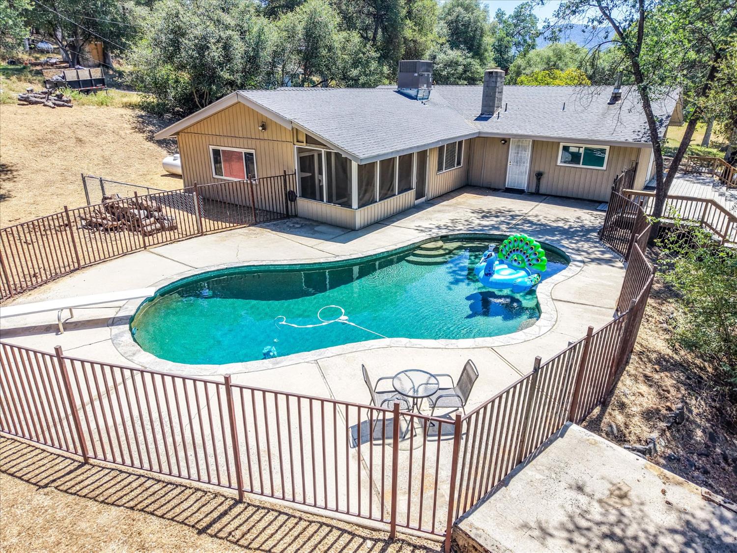 49020 Manzanita Road Oakhurst, CA 93644 - Photo 45 of 61