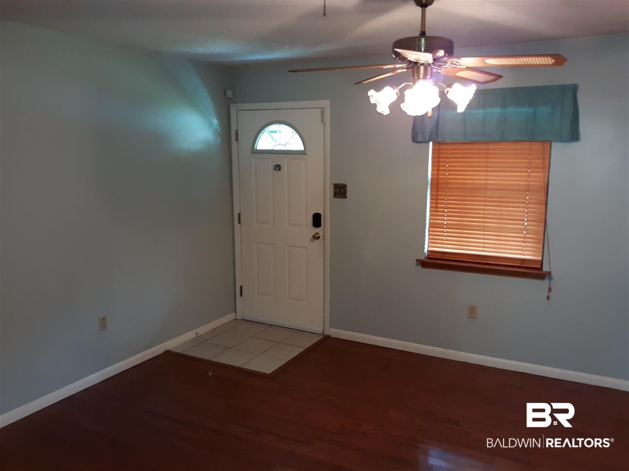 128 Rita Avenue Daphne, AL 36527 - Photo 6 of 18 Foyer