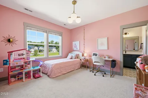 $714,000 | 337 Chauncey Circle, Chapel Hill, NC 27516