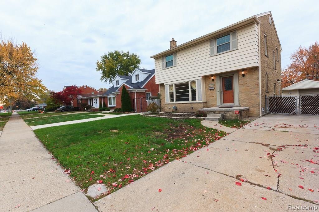 31131 Kelly Road Fraser, MI 48026 - Photo 3 of 23