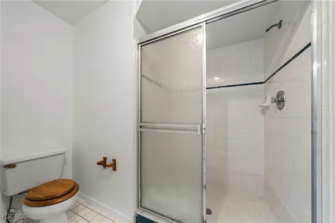 an empty room with window