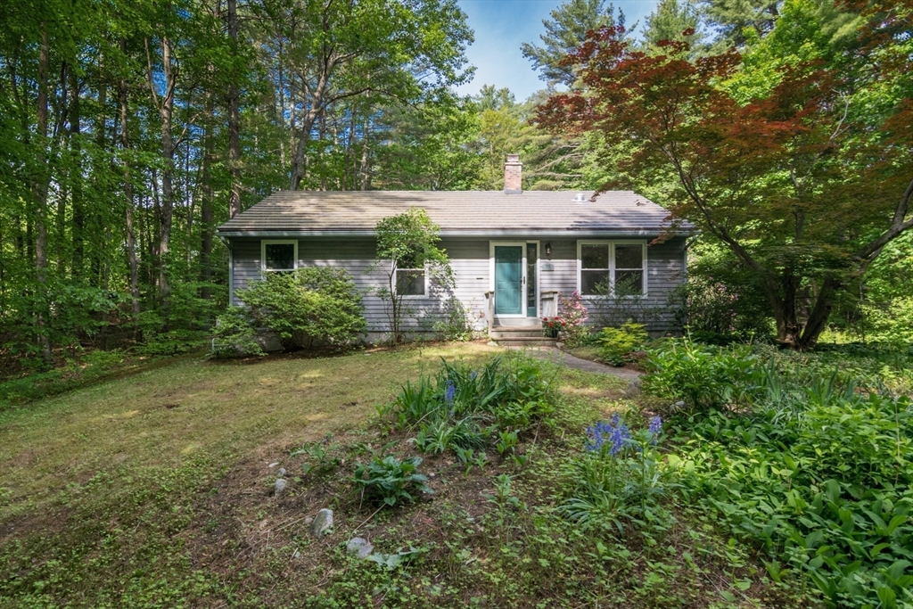 91 Gulf Road Belchertown, MA 01007 - Photo 2 of 39 Gallery Image 2
