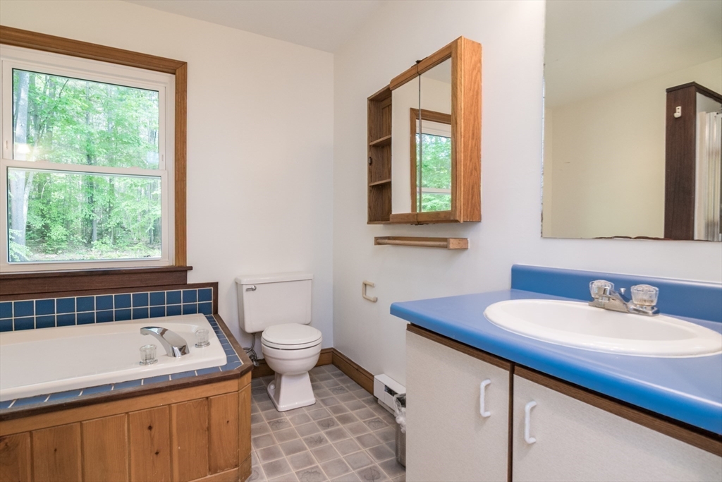 91 Gulf Road Belchertown, MA 01007 - Photo 21 of 39 Gallery Image 21