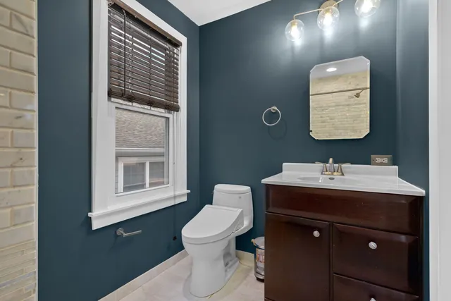 $529,900 | 405 South Gilbert Avenue, La Grange, IL 60525