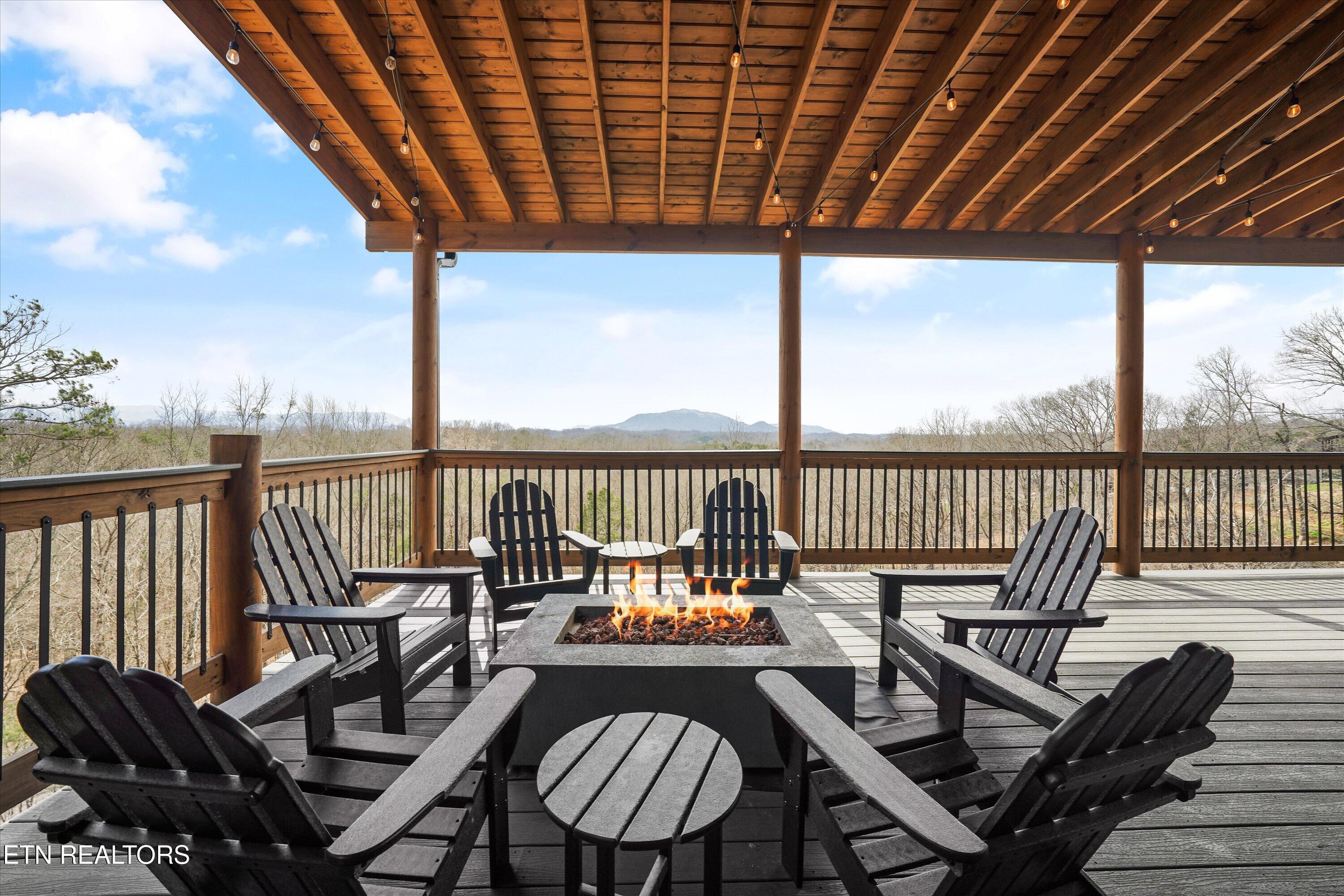 1258 Reedmont Way Sevierville, TN 37876 - Photo 5 of 60 037-1258 Reedmont Wy37