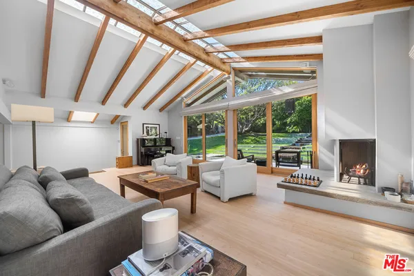 $6,495,000 | 31226 Bailard Road, Malibu, CA 90265