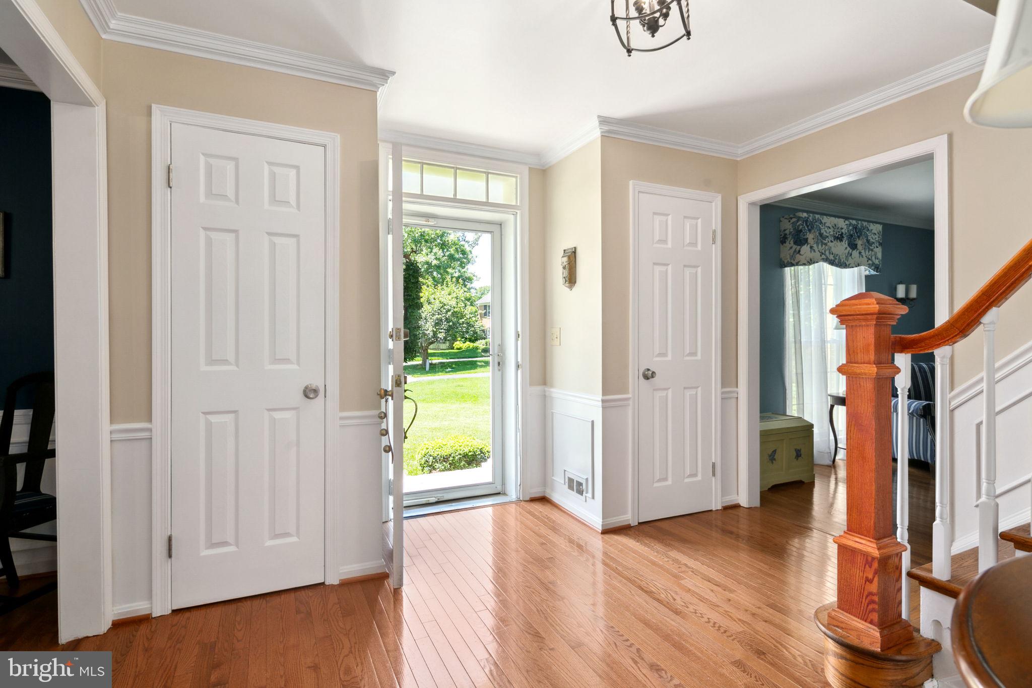 9301 Old Mansion Road Alexandria, VA 22309 - Photo 3 of 62 Gallery Image 3