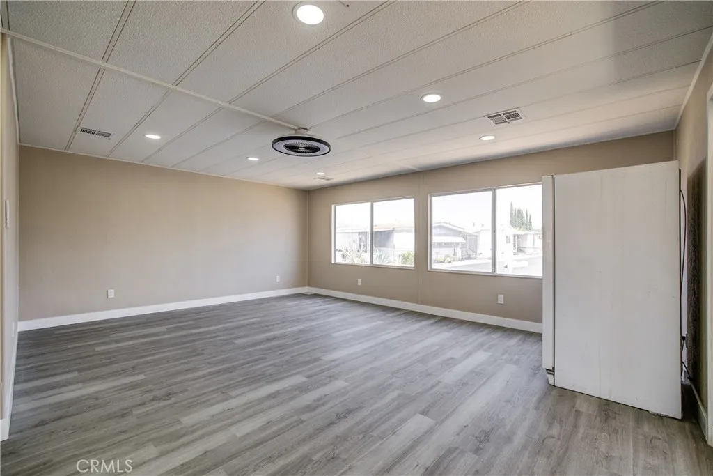 3700 Buchanan Street, Unit 58 Riverside, CA 92503 - Photo 11 of 37