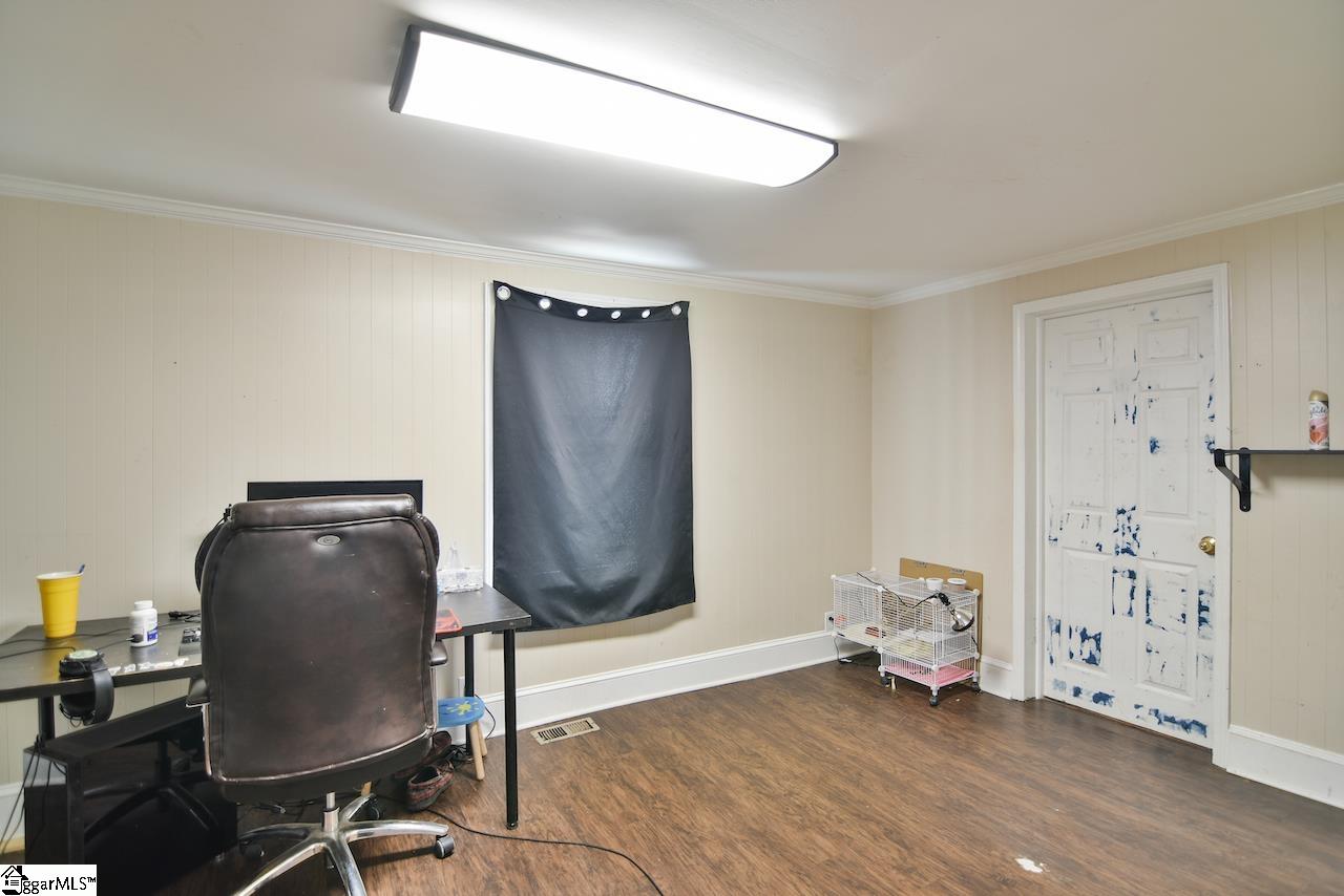 1706 Patterson Plant Road Enoree, SC 29335 - Photo 12 of 32 Gallery Image 12