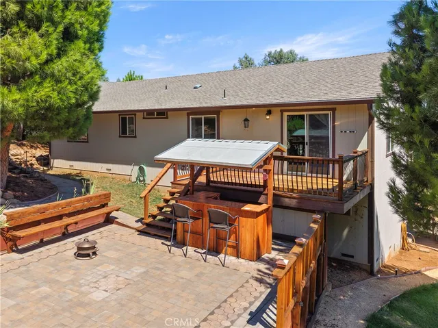 a view of outdoor space