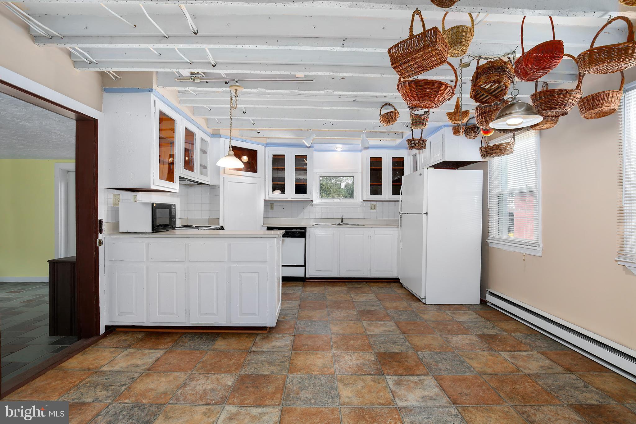 410 North Clear Ridge Road Union Bridge, MD 21791 - Photo 11 of 28 Kitchen