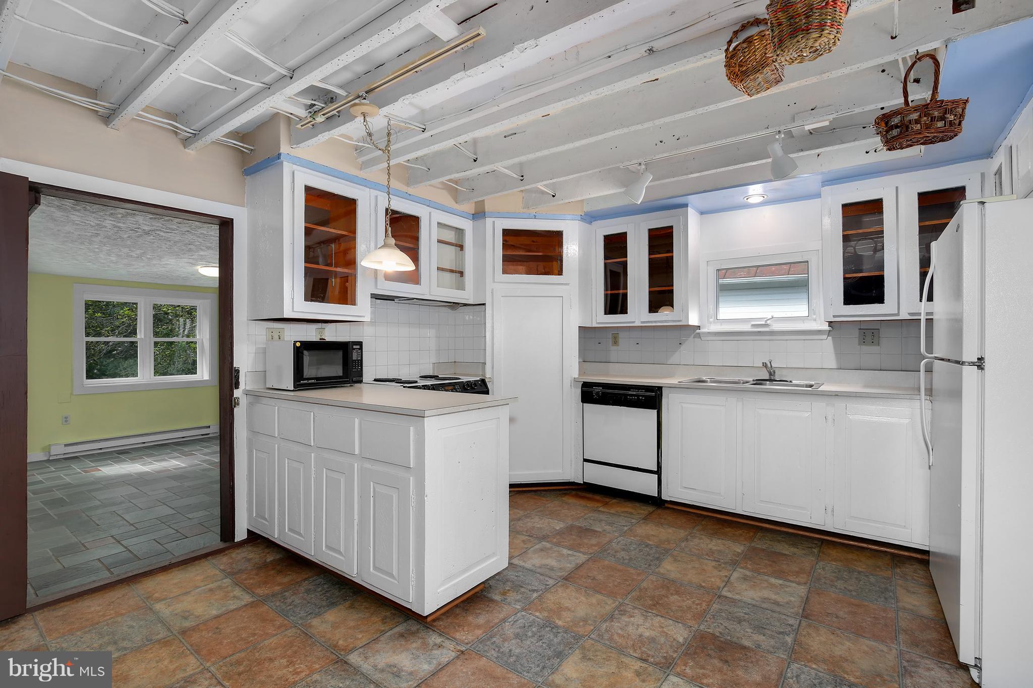 410 North Clear Ridge Road Union Bridge, MD 21791 - Photo 13 of 28 Kitchen
