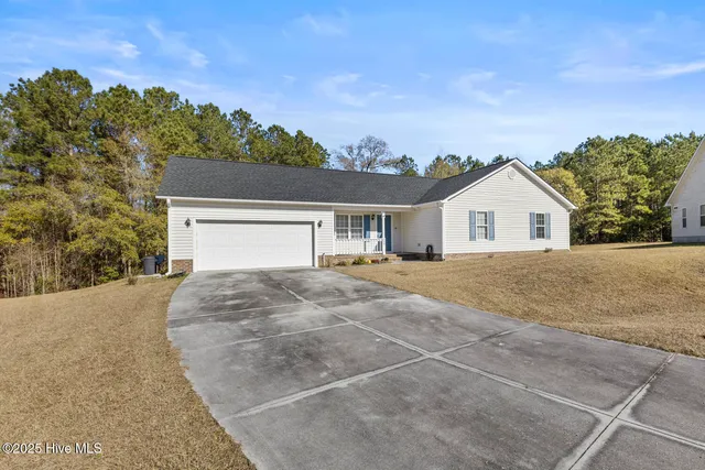 $284,900 | 108 White Stone Court, Jacksonville, NC 28546