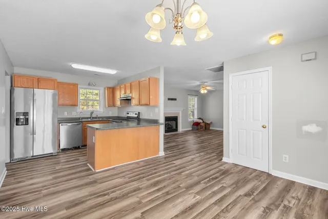 $284,900 | 108 White Stone Court, Jacksonville, NC 28546