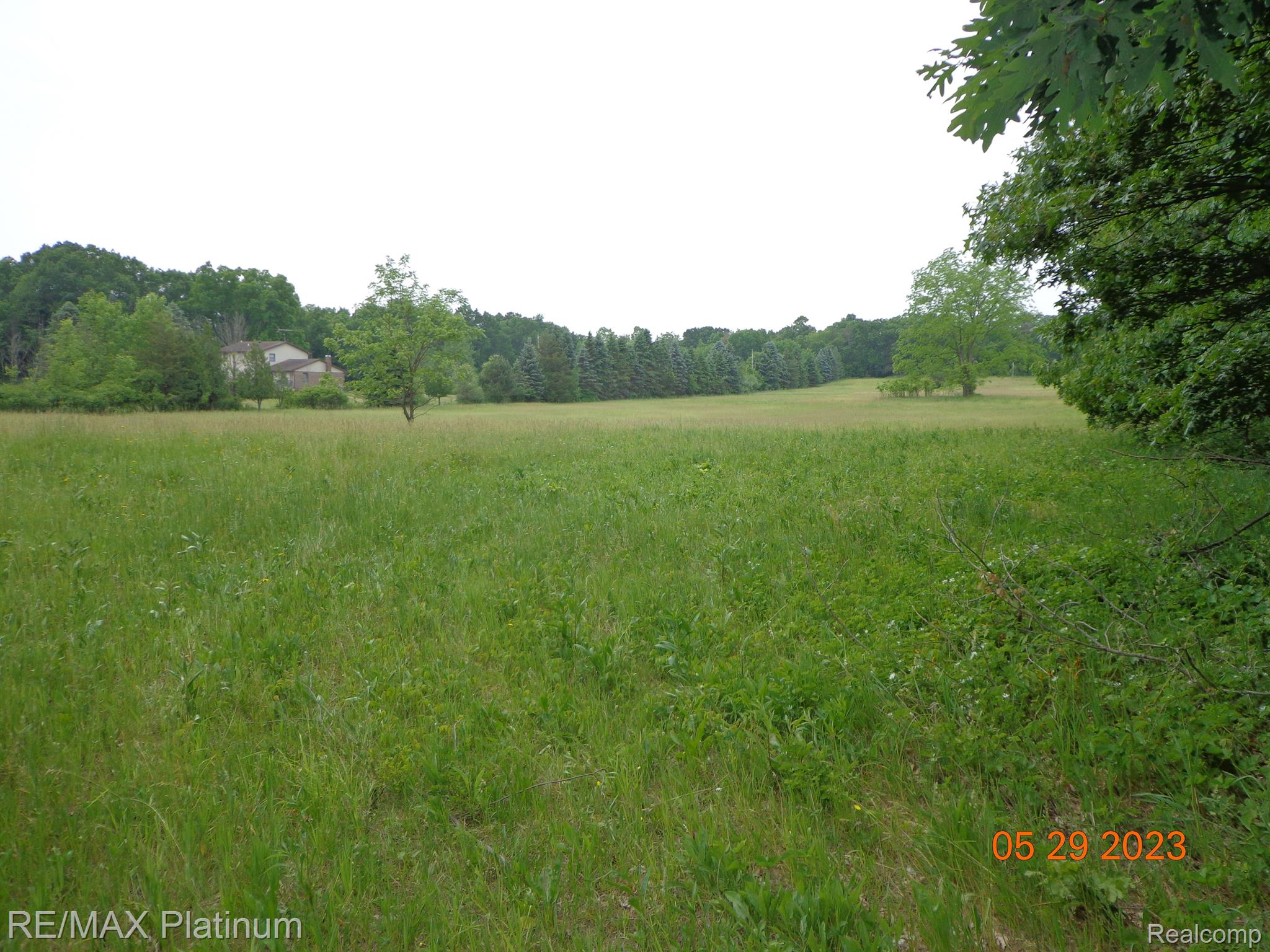 Vl Denton Hill Road Fenton, MI 48430 - Photo 2 of 8 Gallery Image 2