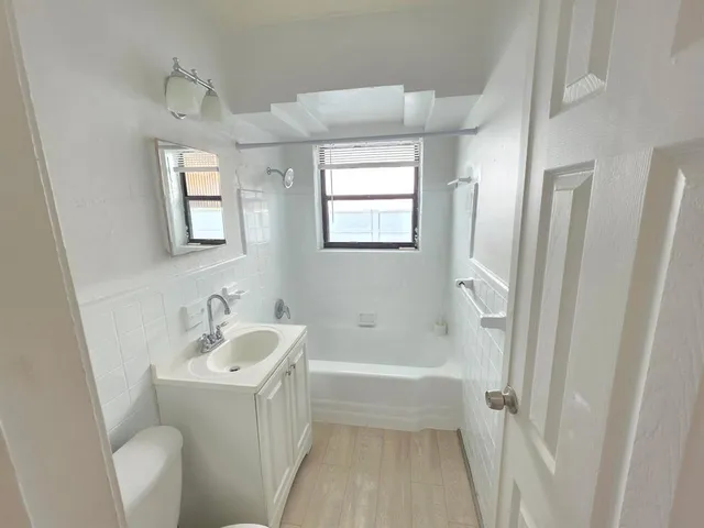 $1,249,900 | 560 Northeast 15th Avenue, Fort Lauderdale, FL 33301