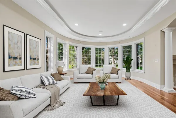 $1,900,000 | 580 Greenwood Road, Northbrook, IL 60062