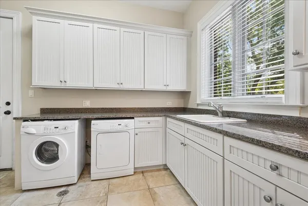 $1,900,000 | 580 Greenwood Road, Northbrook, IL 60062