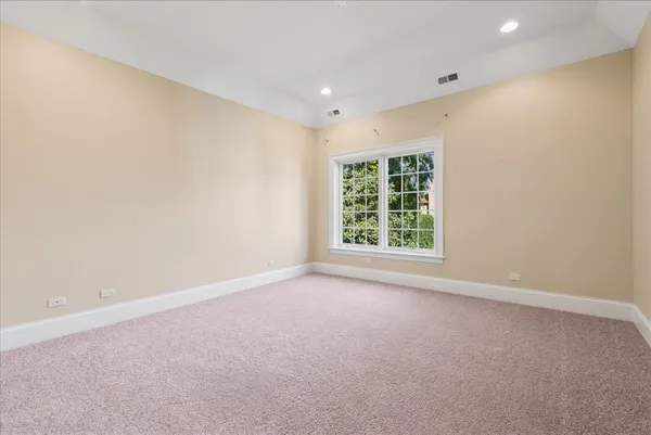 $1,900,000 | 580 Greenwood Road, Northbrook, IL 60062