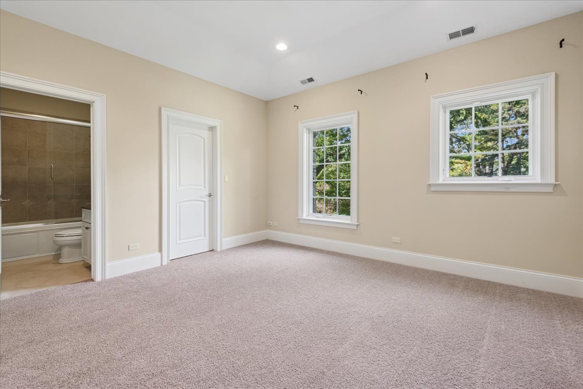 580 Greenwood Road Northbrook, IL 60062 - Photo 33 of 57