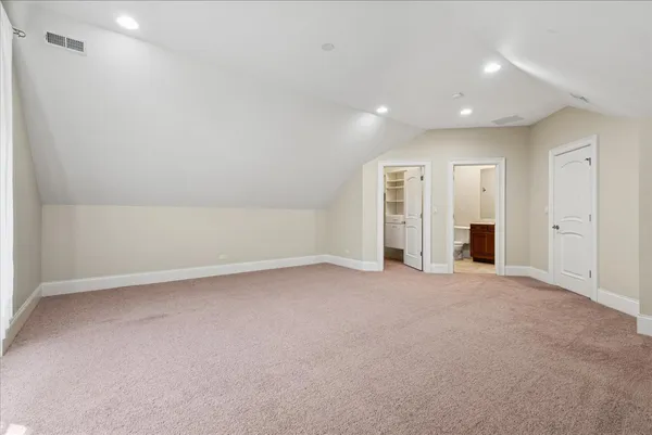 $1,900,000 | 580 Greenwood Road, Northbrook, IL 60062