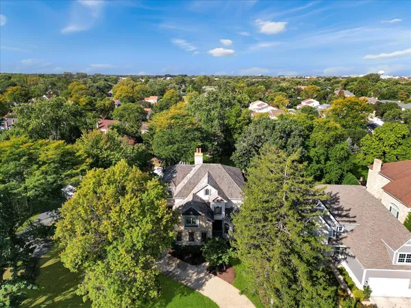 $1,900,000 | 580 Greenwood Road, Northbrook, IL 60062