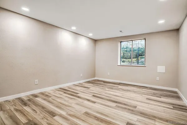 $2,950 | 11962 East Maple Avenue, Aurora, CO 80012