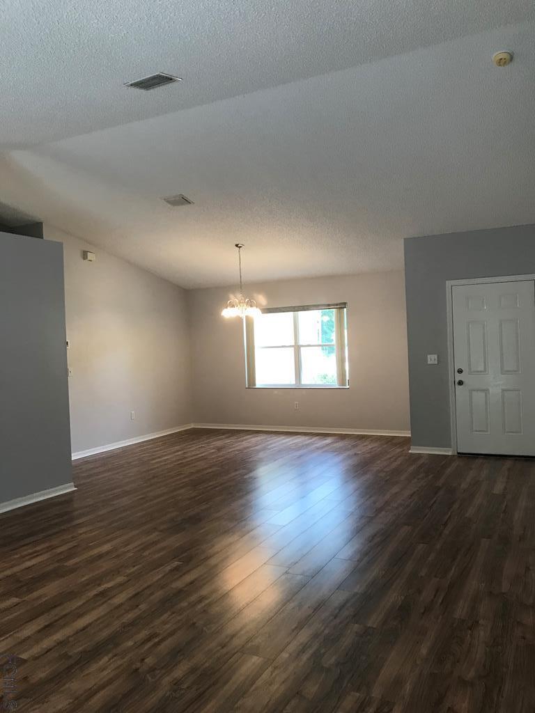 13 Rale Place Palm Coast, FL 32164 - Photo 3 of 20