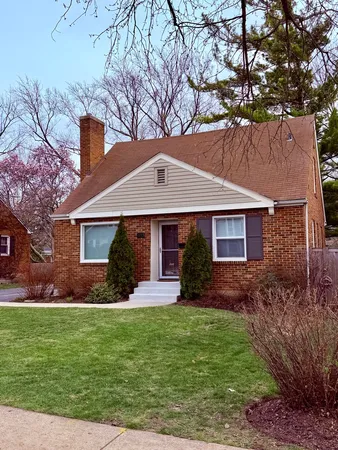 $675,000 | 1015 Hazel Avenue, Deerfield, IL 60015