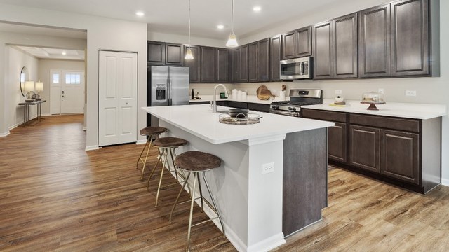 3103 Patterson Road Montgomery, IL 60538 - Photo 3 of 15