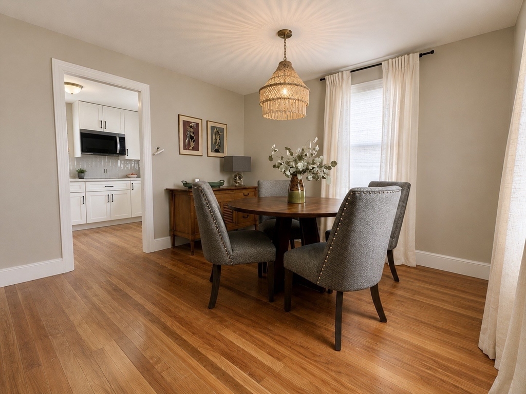 26 Grandview Street Springfield, MA 01118 - Photo 4 of 10