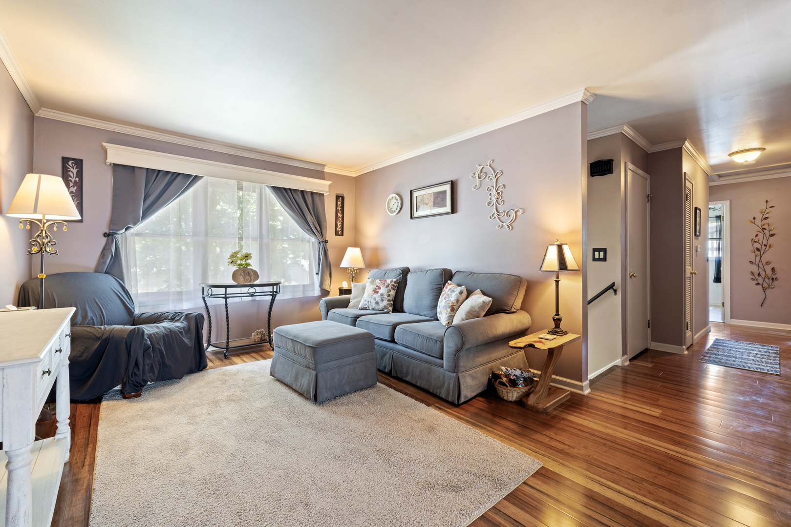 745 Sunbury Road South Elgin, IL 60177 - Photo 4 of 41