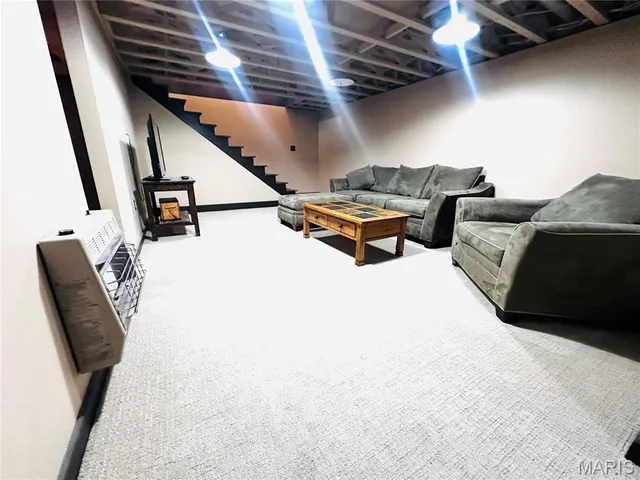 $290,000 | 9383 Audrain Road 625, Laddonia, MO 63352