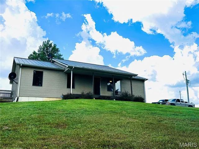$290,000 | 9383 Audrain Road 625, Laddonia, MO 63352