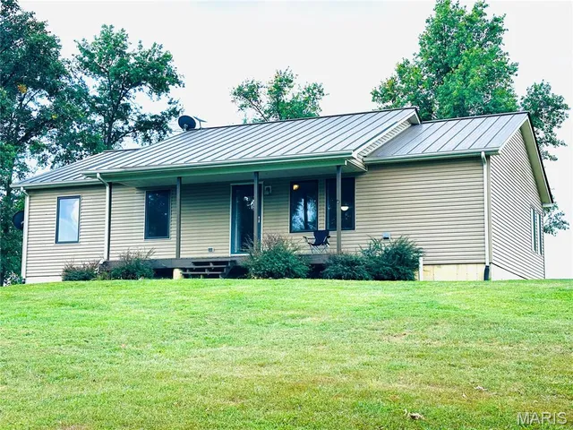 $290,000 | 9383 Audrain Road 625, Laddonia, MO 63352