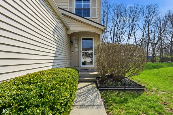 $215,000 | 9415 Timber View Drive, Indianapolis, IN 46250
