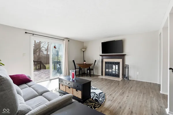 $215,000 | 9415 Timber View Drive, Indianapolis, IN 46250