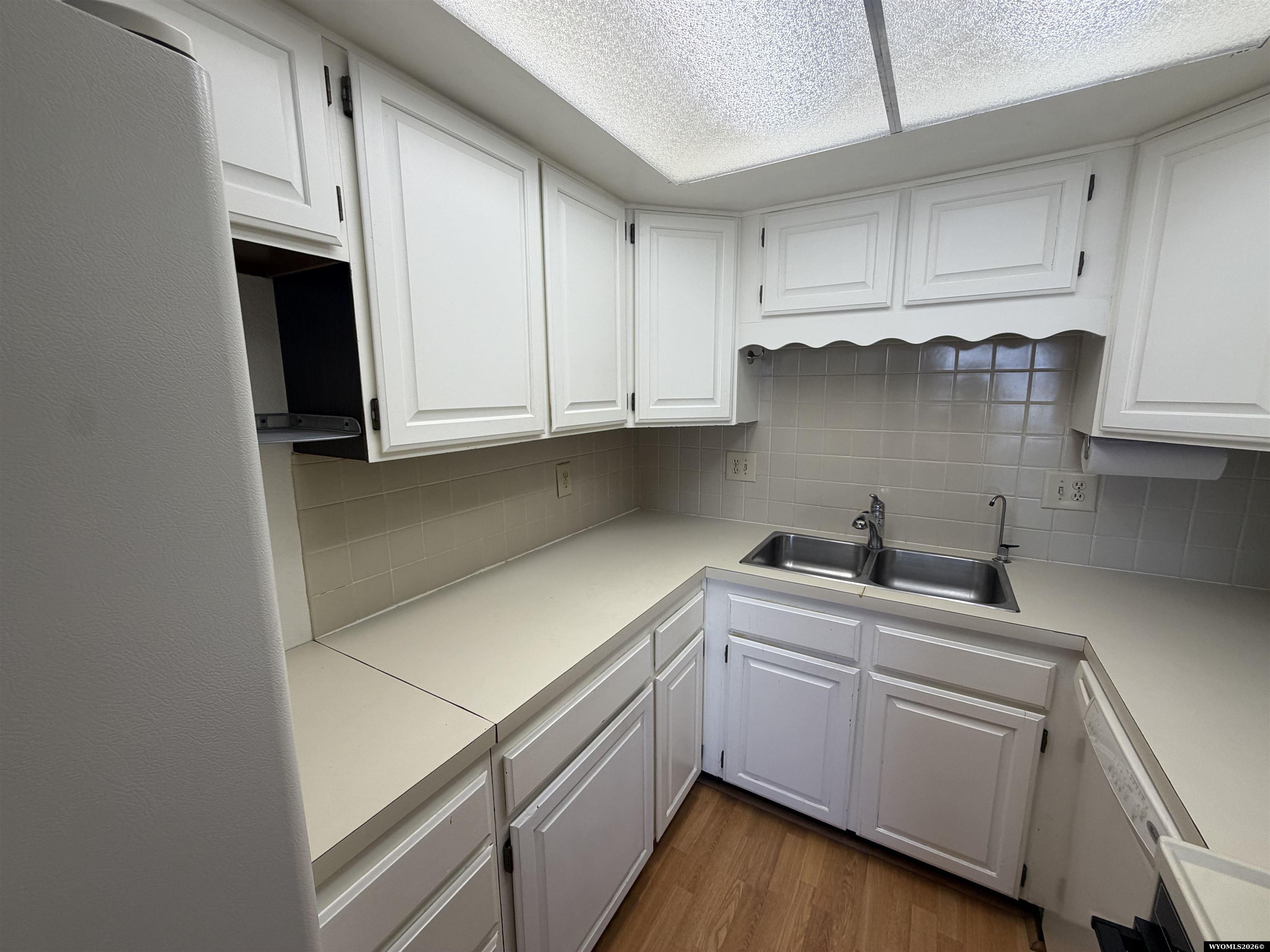 735 Mondell Street Thermopolis, WY 82443 - Photo 14 of 25