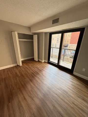 $3,400 | 49 Marion Street, Unit 1A, Brookline, MA 02446