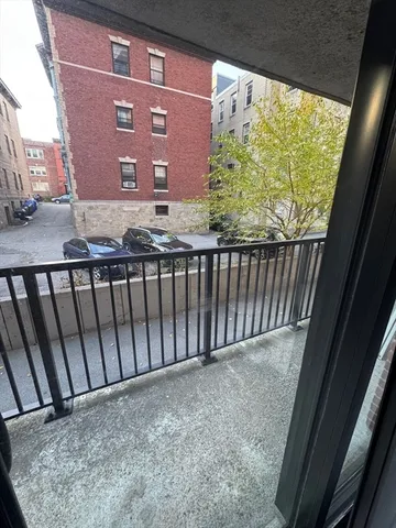 $3,400 | 49 Marion Street, Unit 1A, Brookline, MA 02446