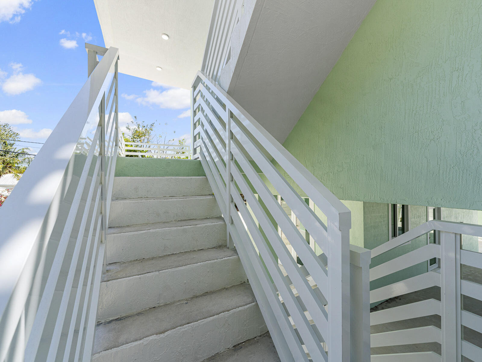 101 Kay Drive Key Largo, FL 33037 - Photo 42 of 71 Stairs