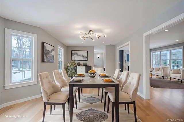 $1,200,000 | 7 Sander Court, Yaphank, NY 11980