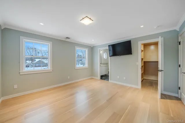 $1,200,000 | 7 Sander Court, Yaphank, NY 11980