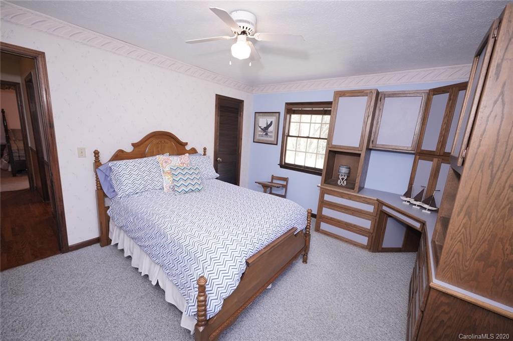 243 Jenny Gap Road Clyde, NC 28721 - Photo 28 of 48